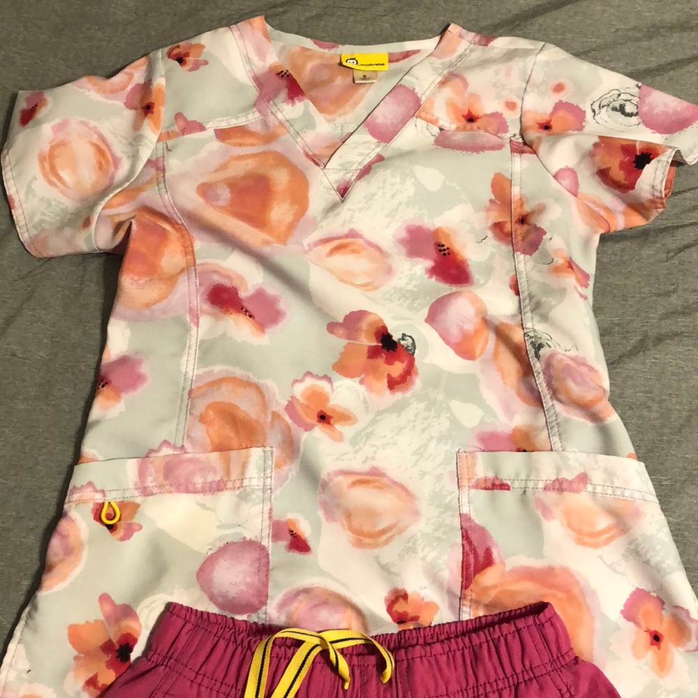 Wonderwink scrubs